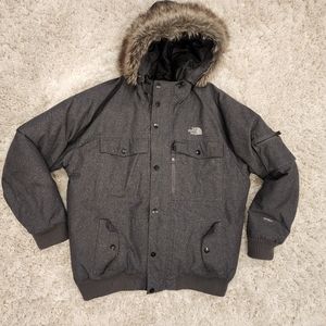 North Face Puffy HyVent coat removable coyote fur hood trim